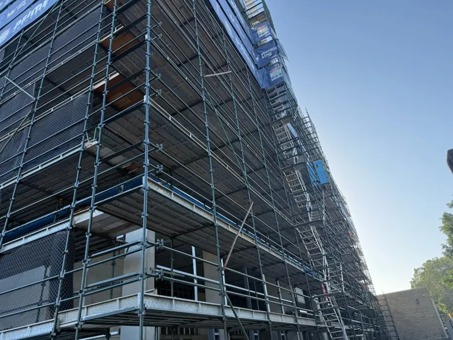 Commercial facade scaffolding installed along a multi-storey building in Sydney